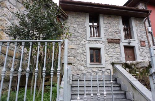 Ponga House | La Xiana