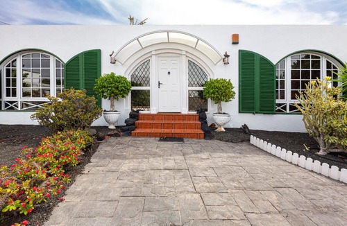 Tias Villa | Lanzarote Village El Amanecer