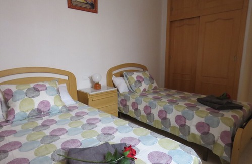 Los Cuarteros Apartment | Large apartment near the beach