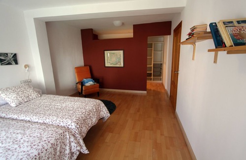 Albelda de Iregua House | Large house with three bedrooms, fully equipped kitchen and garden