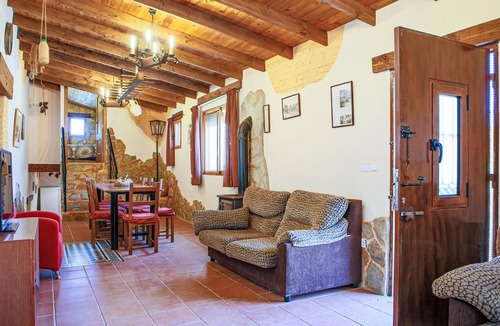 Los Puertos House | Large rustic property with private swimming pool and beautiful outdoor area.