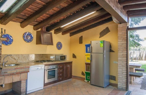 Riudarenes Villa | Large villa for 20pax, 45min from Barcelona, ​BBQ, WiFi