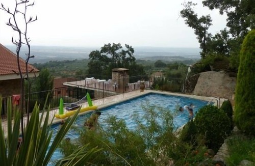 Poyales del Hoyo Cottage | Las Casas de Agapito Rural Center in Gredos, capacity for 25 people in total
