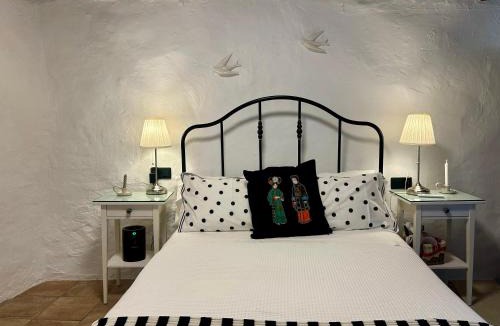 Montefrio Apartment | Las casillas de la Villa: TANGO
