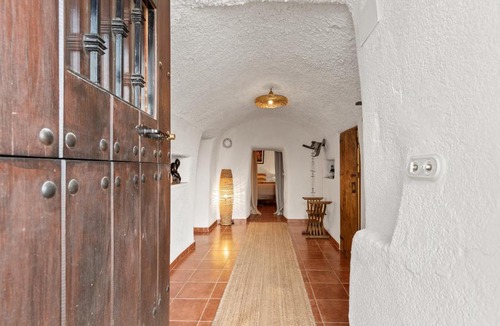 Carramaiza House | LAS DUNAS Caves - Olivo