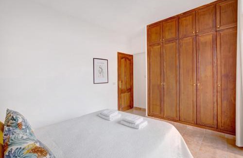 Buzanada House | Las Gavias I