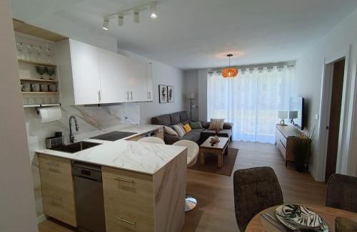 Malpica de Bergantinos Apartment | Las gaviotas,playa,piscinayparking