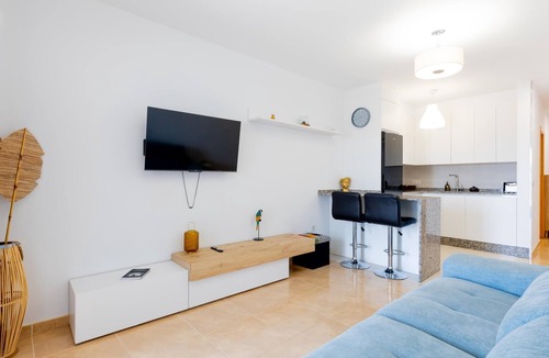 Los Abrigos Apartment | Las Rocas by the Ocean, Wifi and Sea View