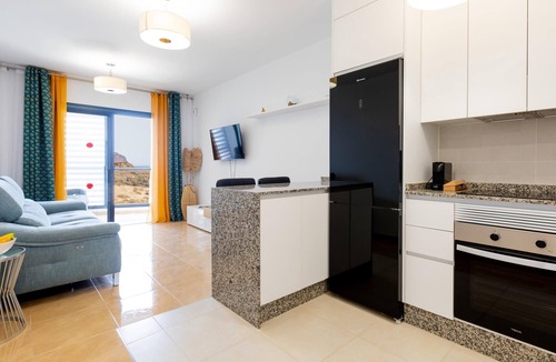 Los Abrigos Apartment | Las Rocas by the Ocean, Wifi and Sea View