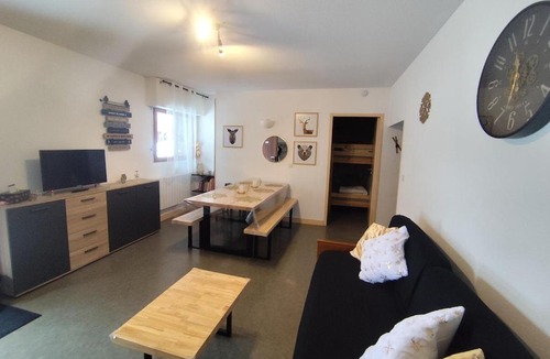 Guzet Neige Apartment | Le Flocon Doré - Appartement Chaleureux au Cœur de la Station