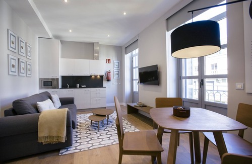 San Sebastian Centro Apartment | Legazpi Doce Rooms & Suites