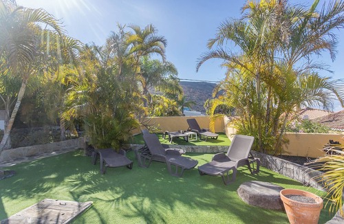 Los Quemados Apartment | Lightbooking Colon I Fuencaliente vistas al mar 8