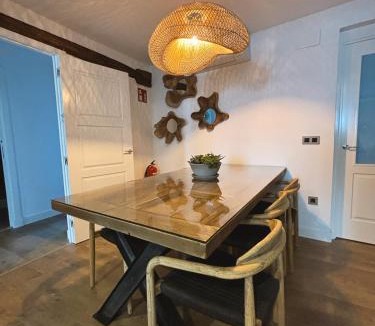 Hervas Apartment | Live home