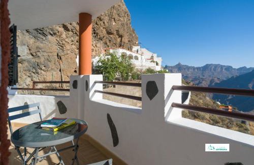 Artenara Apartment | Living Artenara - EARTH Adults Only