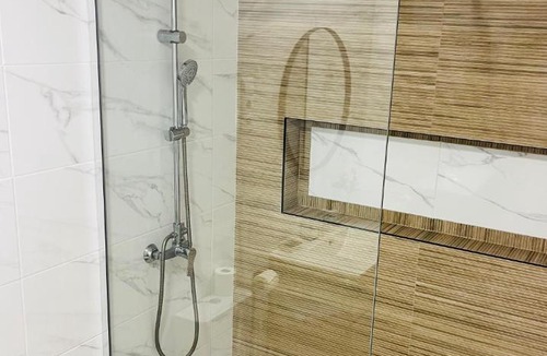 Cruz de Humilladero Apartment | living station 8