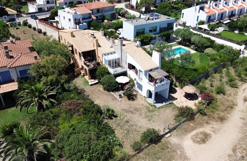 Mas Pinell Ski Chalet | Llevant - Beachfront and with A/C