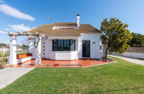 Deltebre House | Lo Ribé - Casa gran amb Piscina a la vora del riu Ebre