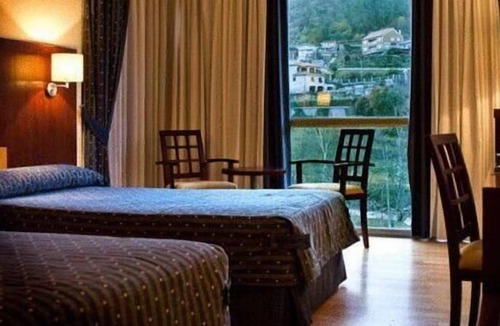 Bubaces Hotel | Lobios Caldaria Hotel Balneario