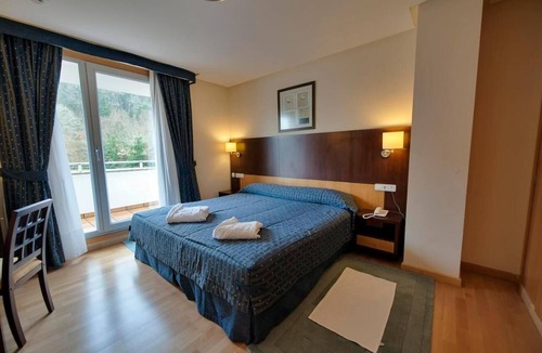 Bubaces Hotel | Lobios Caldaria Hotel Balneario