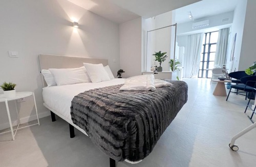 Nou Moles Apartment | Loft Valencia PIVA - Direct Entry Nou Moles Bioparc Area