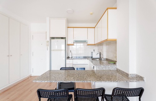 Canet de Berenguer Apartment | Lopimar Jose Segrelles Apartment with Private Terrace, Steps from the Beach