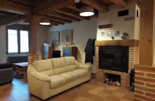 Valseca House | Los Laureles. VUT-40/553 House ideal for families with babies, children and pets.