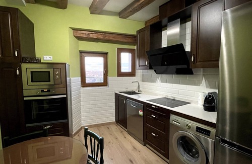 Sepulveda Apartment | Los Templarios