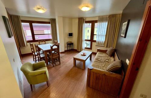 Felechosa Apartment | Lotila Flats Cuirgu