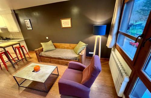 Felechosa Apartment | Lotila Flats Cuirgu