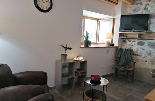 Siguer Cottage | Lou's barn