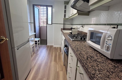L'Illa Perduda Apartment | Lovely 3-Bedroom Apartment 15 Minutes from Beach