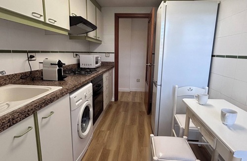 L'Illa Perduda Apartment | Lovely 3-Bedroom Apartment 15 Minutes from Beach