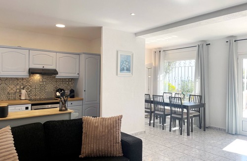El Mas Fumats Villa | lovely 3 bedroom villa with private pool