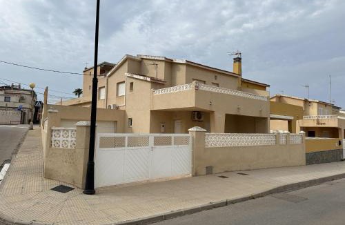 Cabo de Palos House | Lovely 6-Bed House in Cabo de Palos