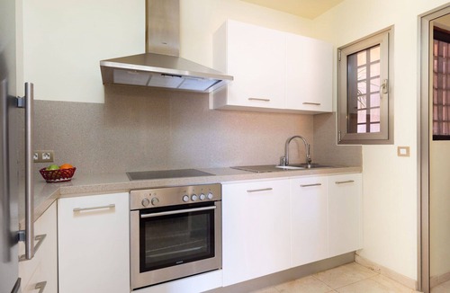 Palm-Mar Apartment | Lovely apartment for 6 guests with pool, WIFI, hot tub, TV, terrace and panoramic view