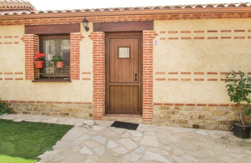 Aldeanueva de la Sierra House | Lovely home in Aldeanue. de la Sierra