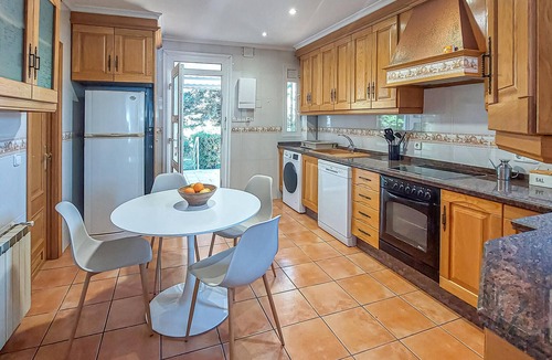 Banyeres de Mariola House | Lovely home in Banyeres de Mariola