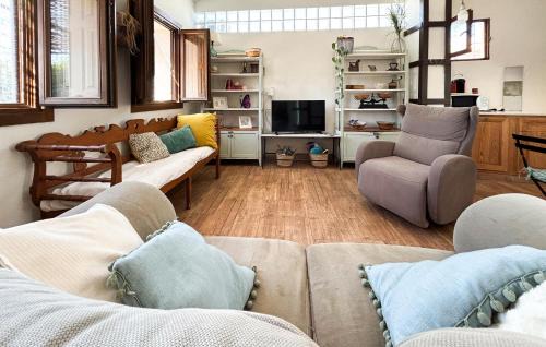 Huerta de Arriba House | Lovely Home In Abarán