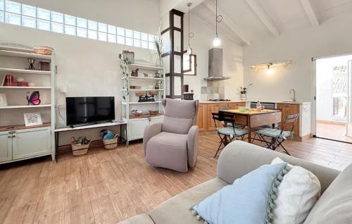 Huerta de Arriba House | Lovely Home In Abarán