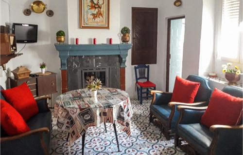 Padul House | Lovely Home In Padul With Wifi