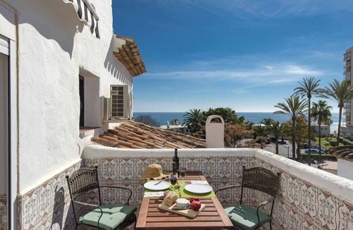 Torremolinos City Centre Apartment | Lovely Sea view Apartment Pueblo Blanco