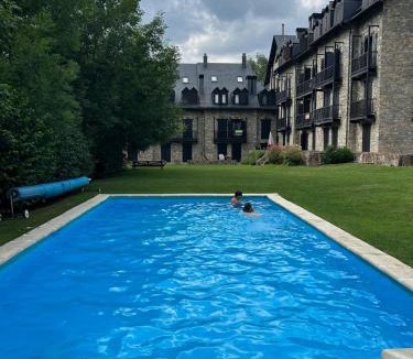 Taull Apartment | Lujo y vistas - hidromasaje, fuego y piscina en la montaña - Herbasabina 5