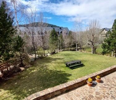 Taull Apartment | Lujo y vistas - hidromasaje, fuego y piscina en la montaña - Herbasabina 5