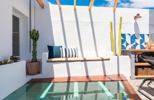 Bocacangrejo House | Luminous loft apartment next to the Atlantic Ocean
