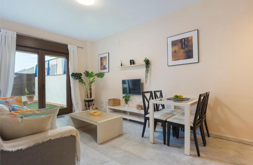 Bormujos Apartment | LuxSevilla Bormujos Piscina Free Parking
