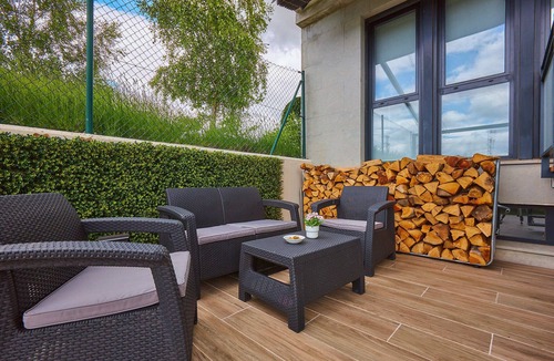 Ciruena Apartment | Luxurious apartment with garden and garage