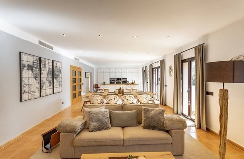 Andraitx Villa | Luxurious finca with large pool in a unique location