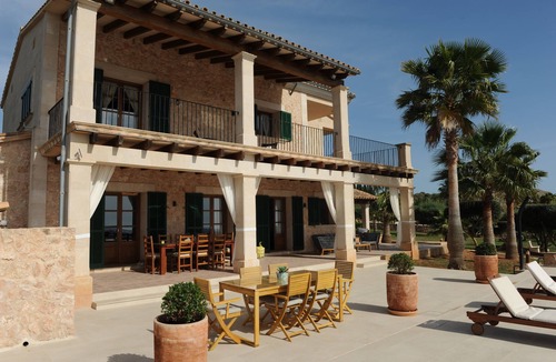 Son Gual Villa | Luxurious Villa with pool, BBQ, swings, tennis court, Volleyball court, Gym
