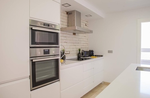 Torrequebrada Apartment | Luxury 100m² Sea View Apartment with Pool, Wi-Fi & Terrace