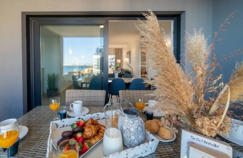 Punta Prima Apartment | Luxury and Jacuzzi with sea views in Torrevieja